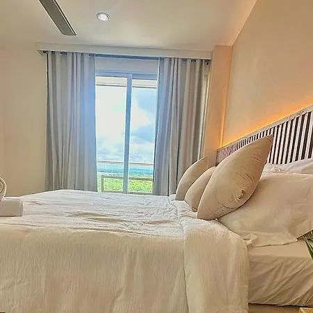 Luxury Sea View With Pool- 12 Min From The Center Apartment