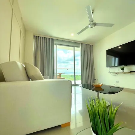 Apartment Luxury Sea View With Pool- 12 Min From The Center
