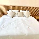 Luxury Apartment Sea View With Pool- Central 12 Min From The City Center