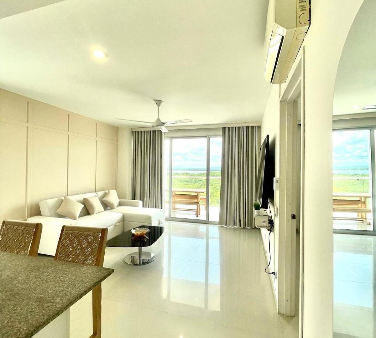 Luxury Sea View With Pool- 12 Min From The Center Apartamento *