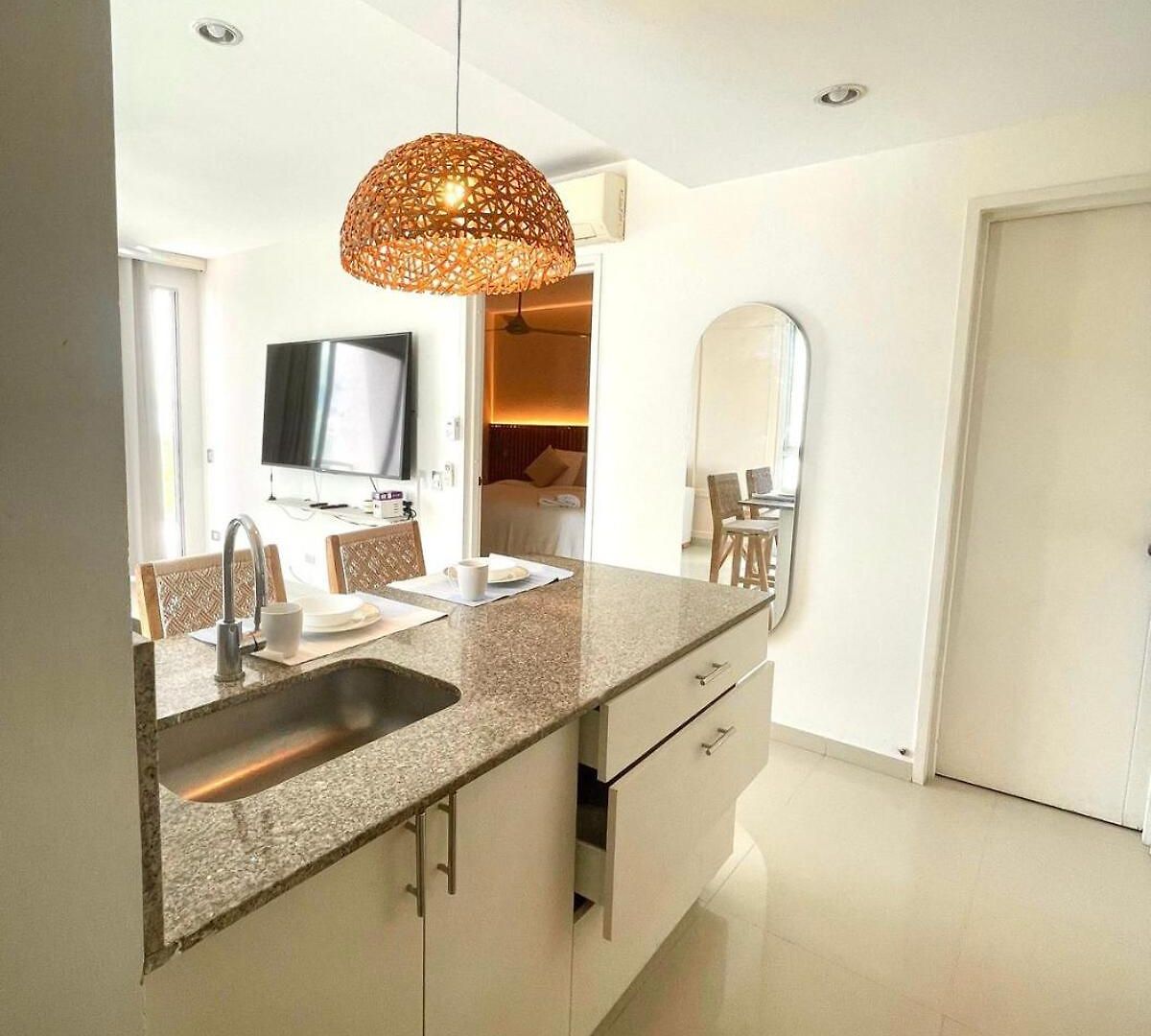 Luxury Sea View With Pool- 12 Min From The Center