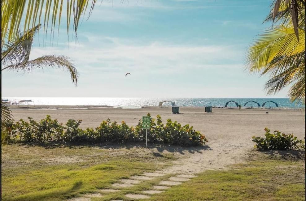 Luxury Sea View With Pool- 12 Min From The Center