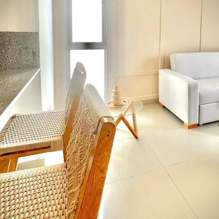 Luxury Sea View With Pool- 12 Min From The Center
