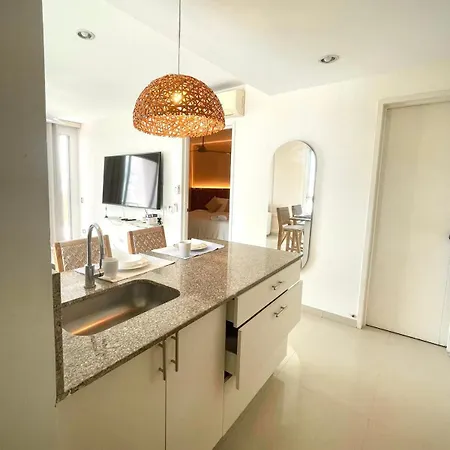 Luxury Sea View With Pool- 12 Min From The Center