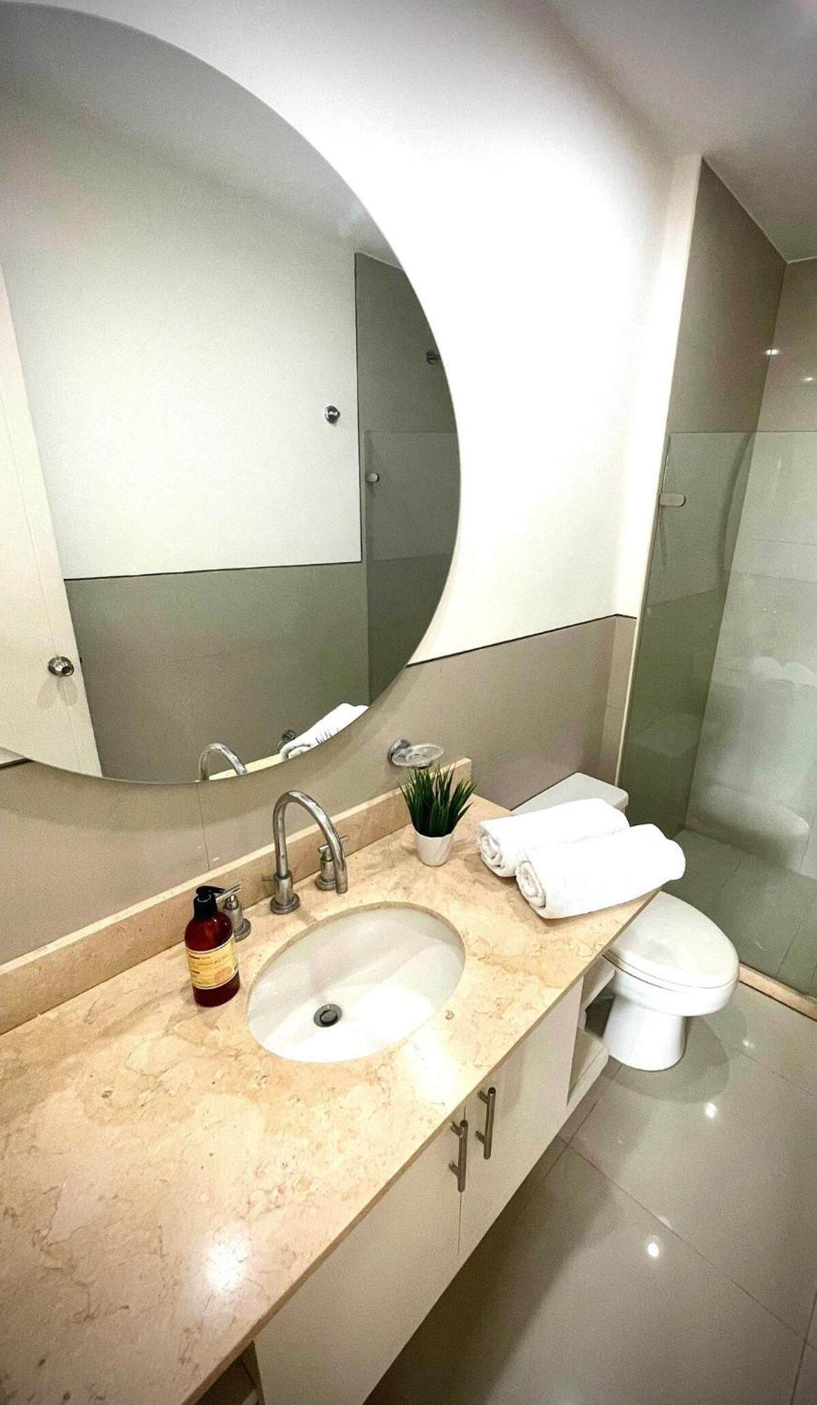 Luxury Sea View With Pool- 12 Min From The Center Apartamento *